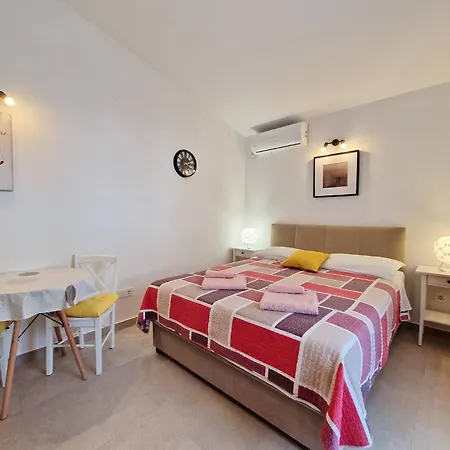 Apartment Sersic Baska  Exterior photo